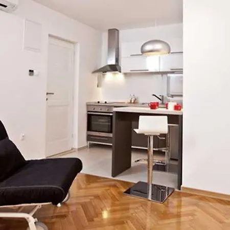Hotel Bonbon Luxury 3*
