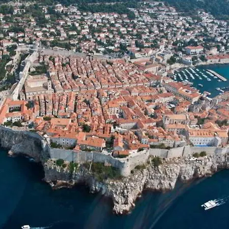 Hotel Bonbon Luxury